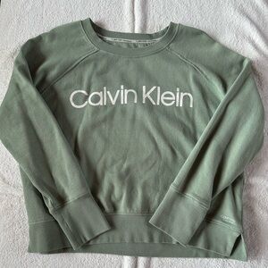 Girls Calvin Klein crewneck XL